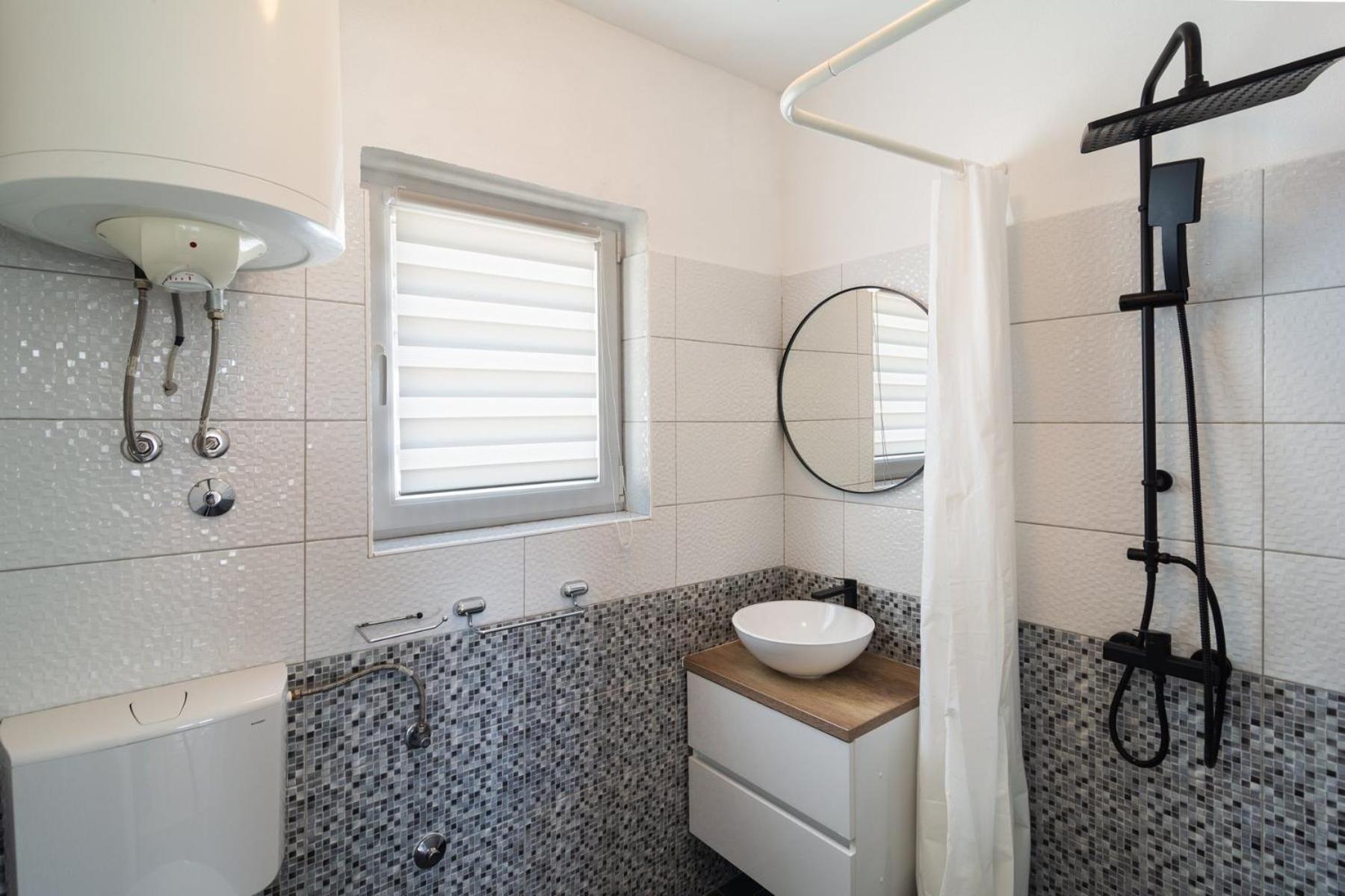 Sea-Views Brazza Apartments With Private Pool Милна Екстериор снимка